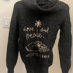 Hysteric Glamour Charcoal Sweater with Printed Design